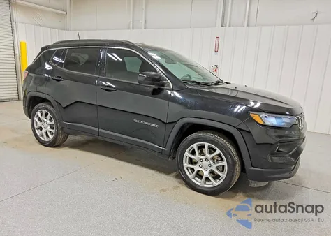 2023 Jeep Compass Latitude Lux z USA, uszkodzony, nr VIN 3C4NJDFN5PT573096